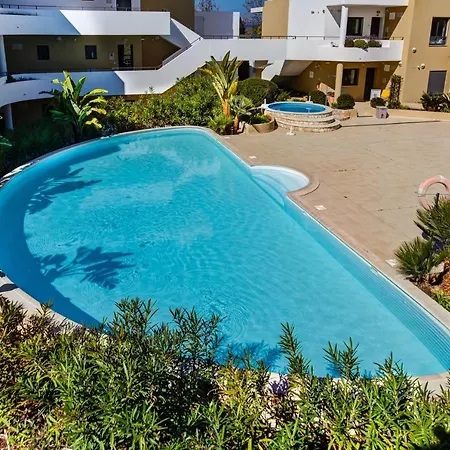 One Bedroom In Albur Village 2n *